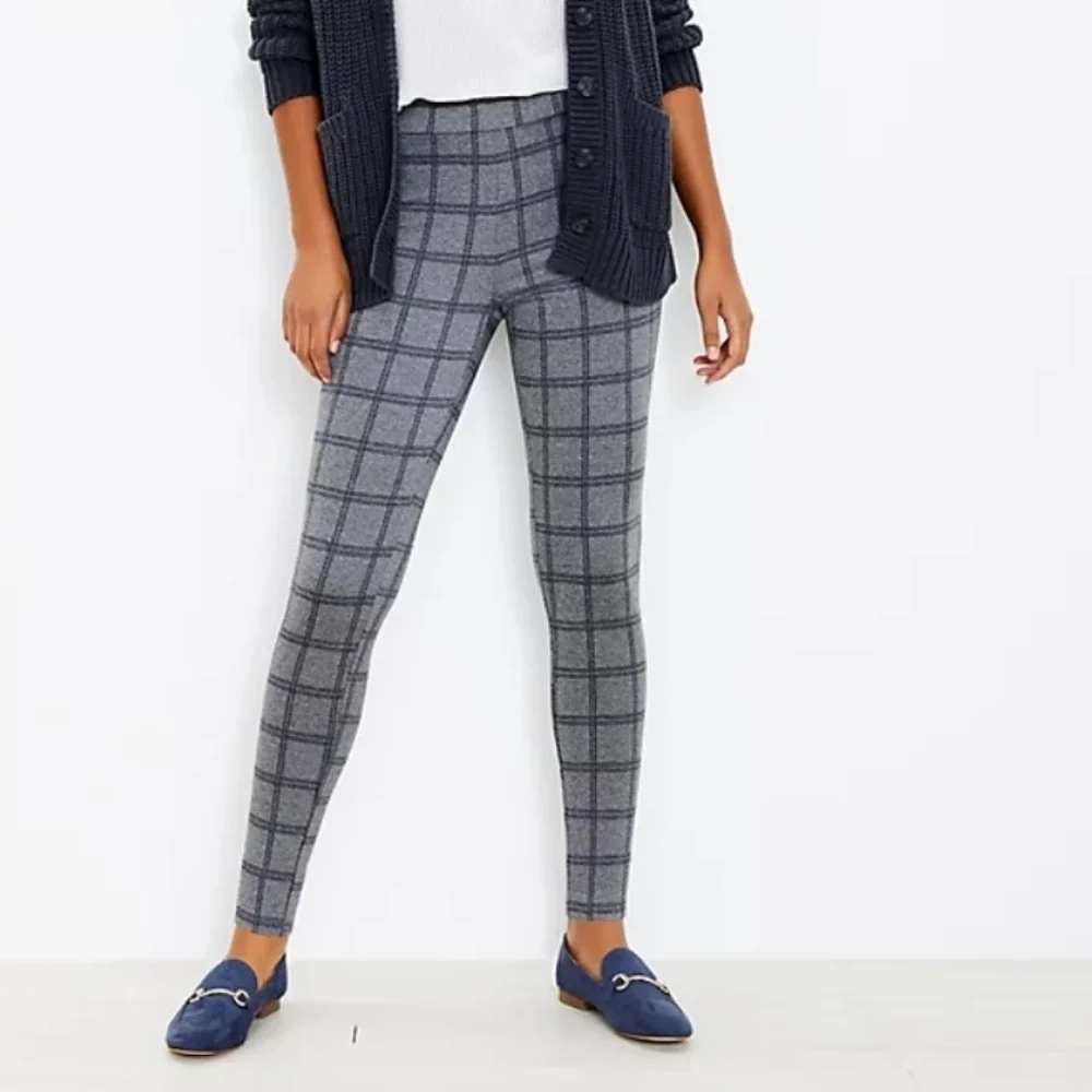LOFT Plaid Ponte Knit Skinny Ankle Leggings Pants Women Size Medium Gray Navy